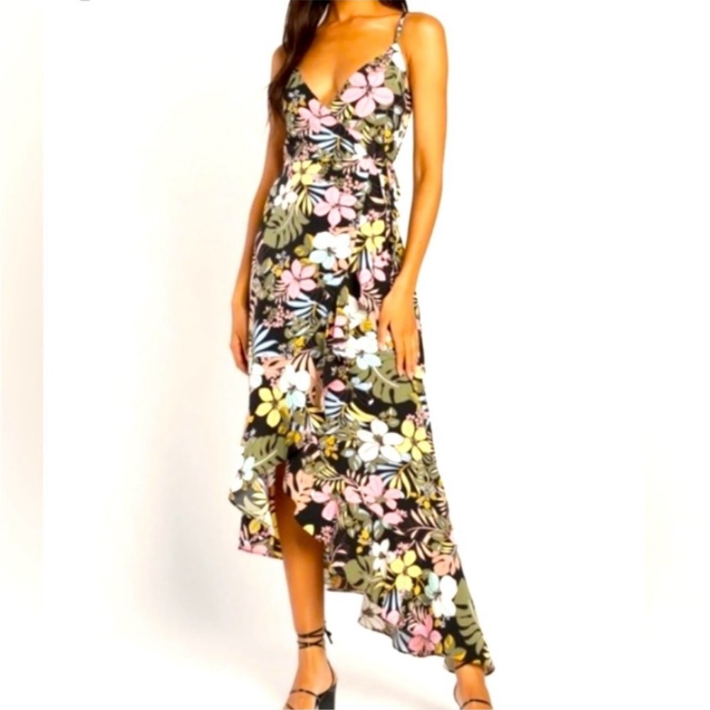 NWOT Lulus Getaway Daydream black floral high low wrap dress size Medium